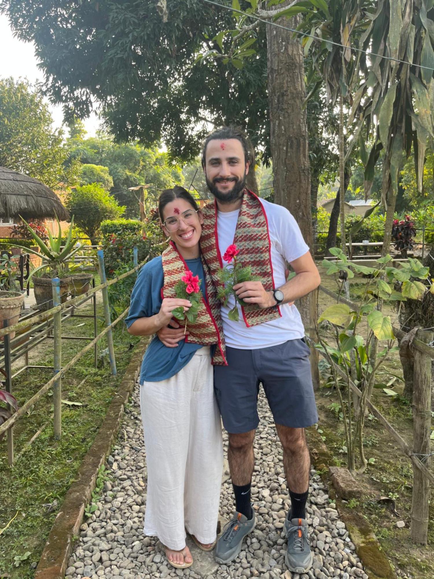 Hotel Tharu Garden, Sauraha Dış mekan fotoğraf